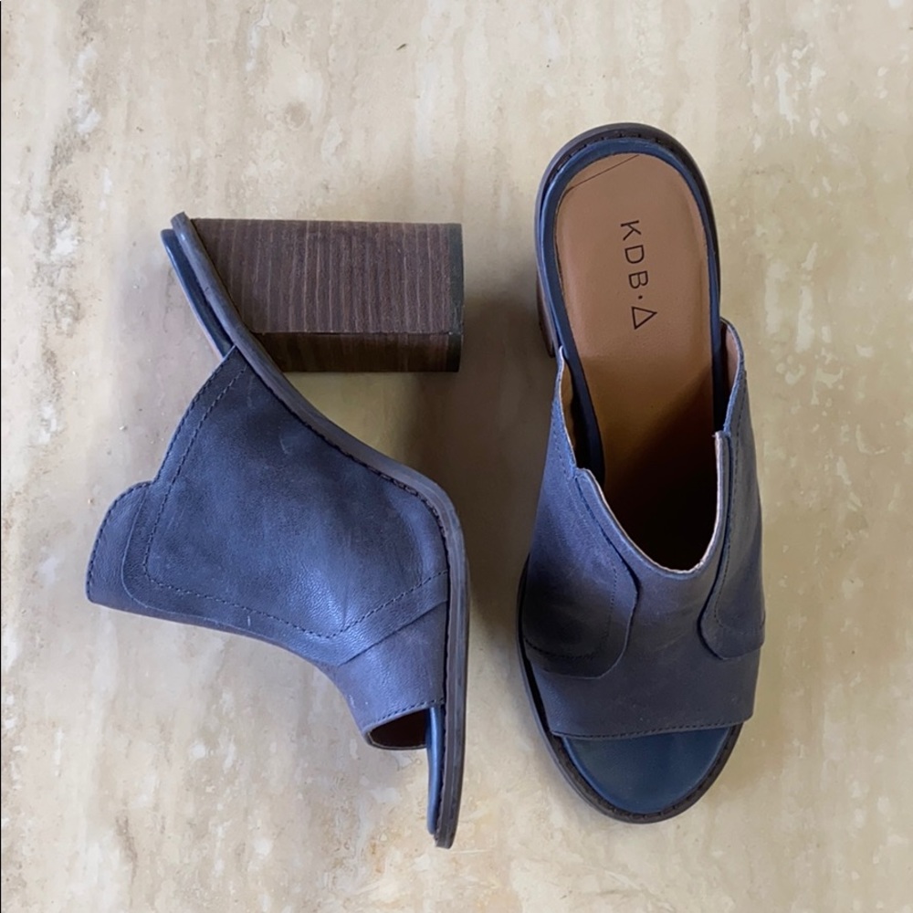 Kelsi Dagger Brooklyn Bowery Sandal